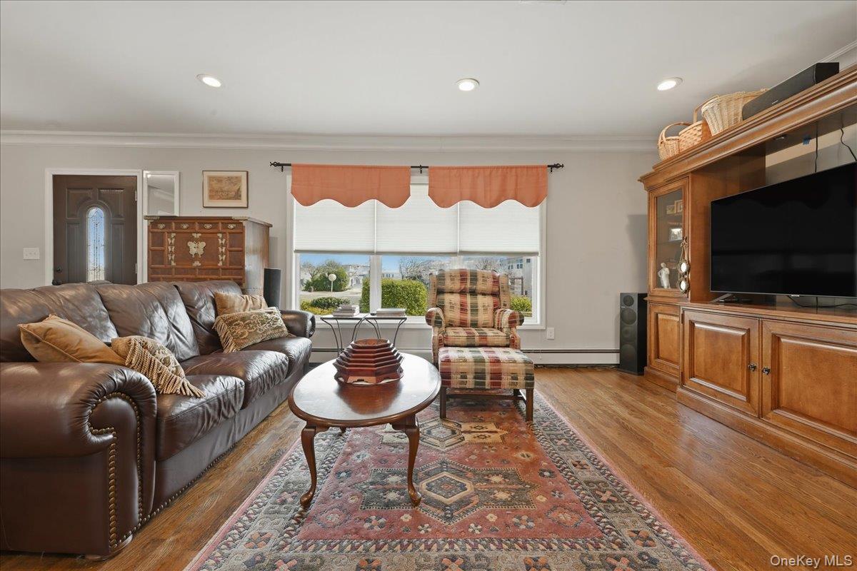 1419 Eric Lane, East Meadow, NY 11554