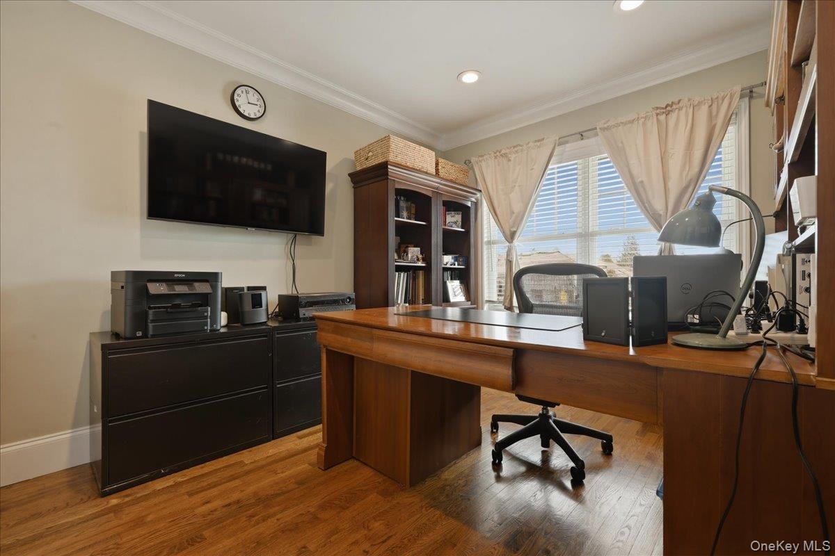 1419 Eric Lane, East Meadow, NY 11554