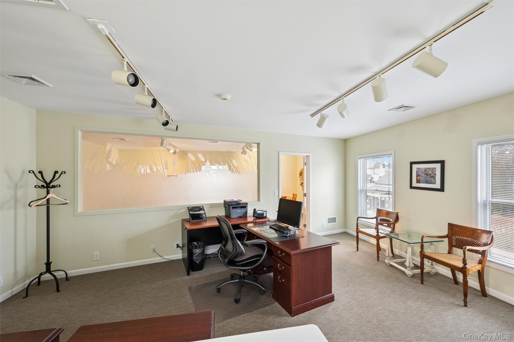 28 Cameron Street, Southampton, NY 11968