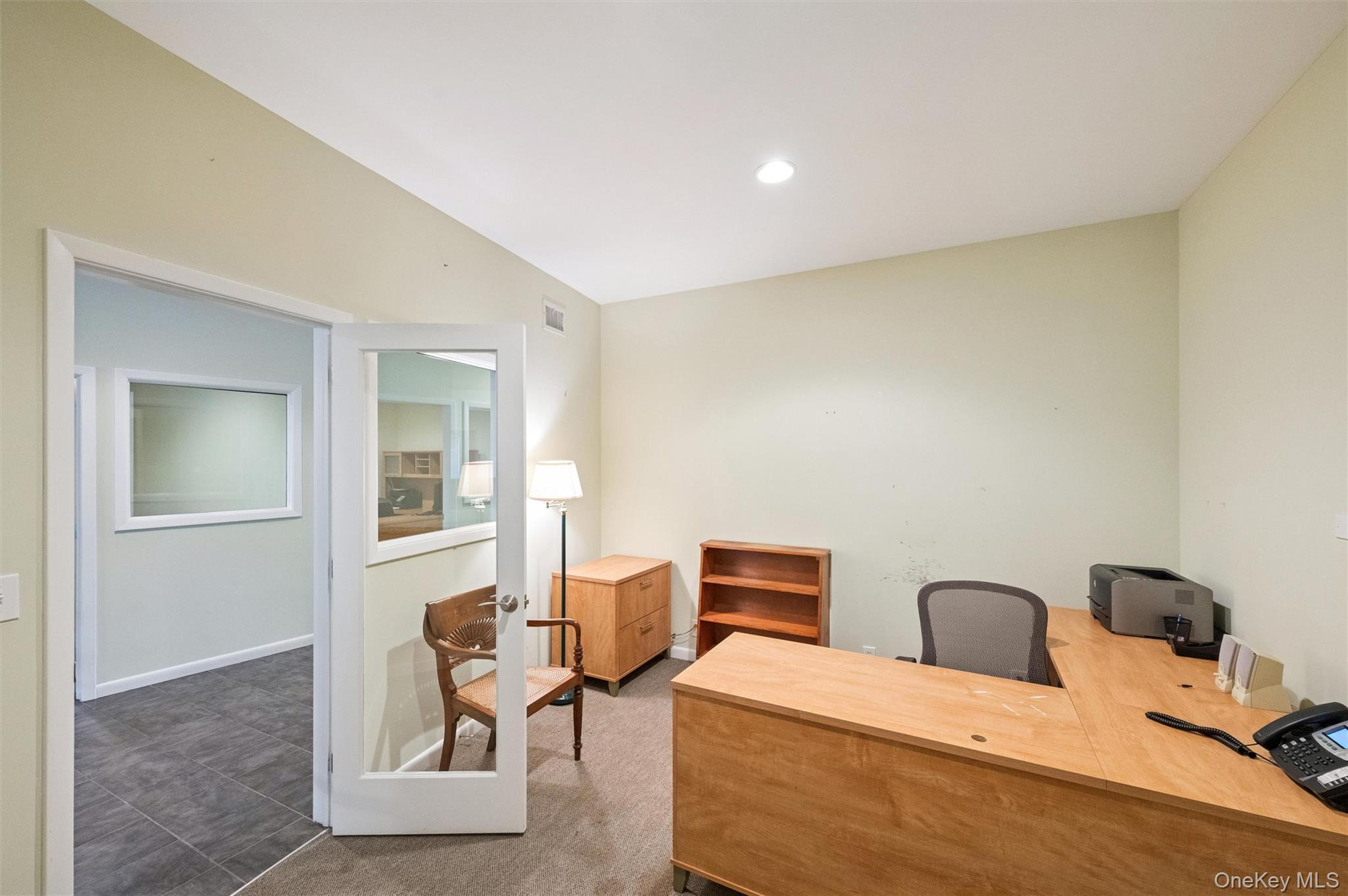 28 Cameron Street, Southampton, NY 11968