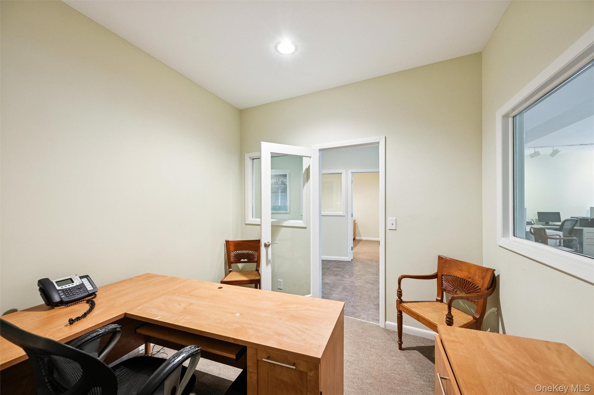 28 Cameron Street, Southampton, NY 11968