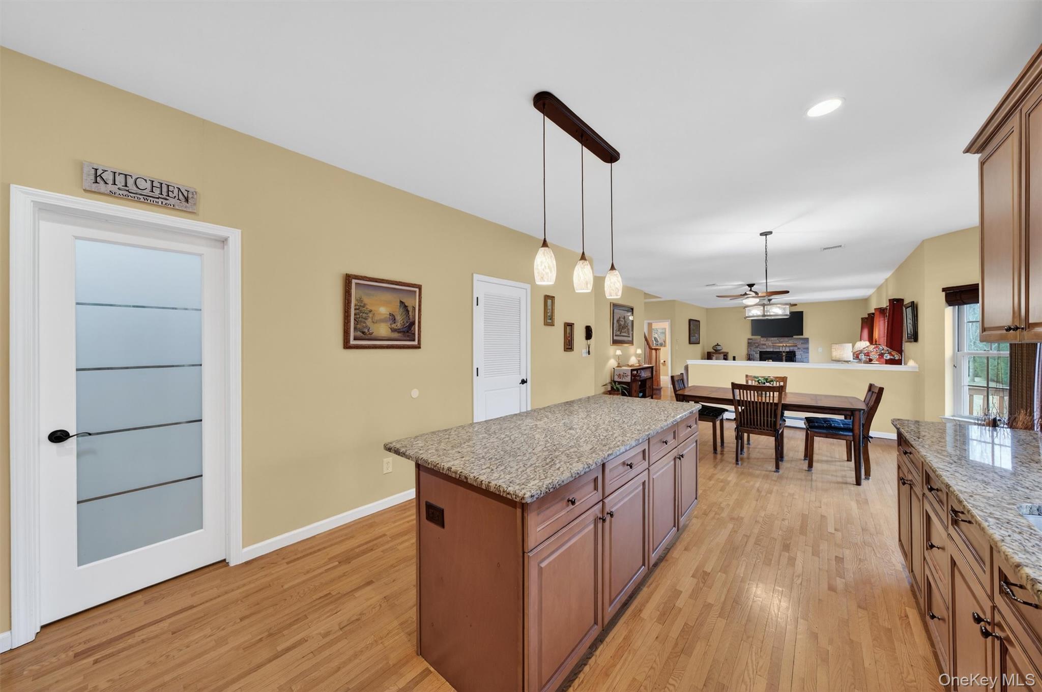 7 Maidstone Lane, Monroe, NY 10950