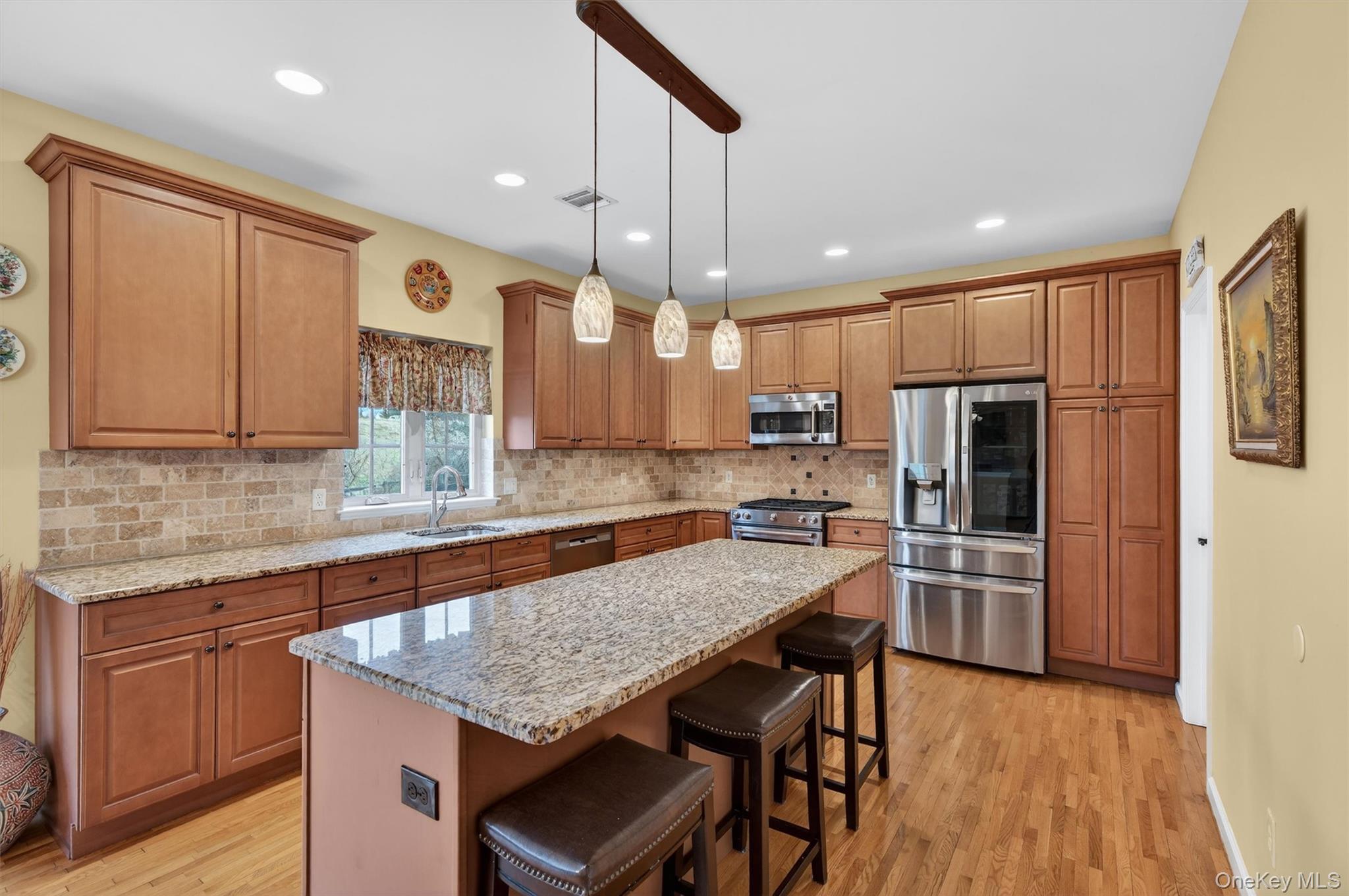 7 Maidstone Lane, Monroe, NY 10950