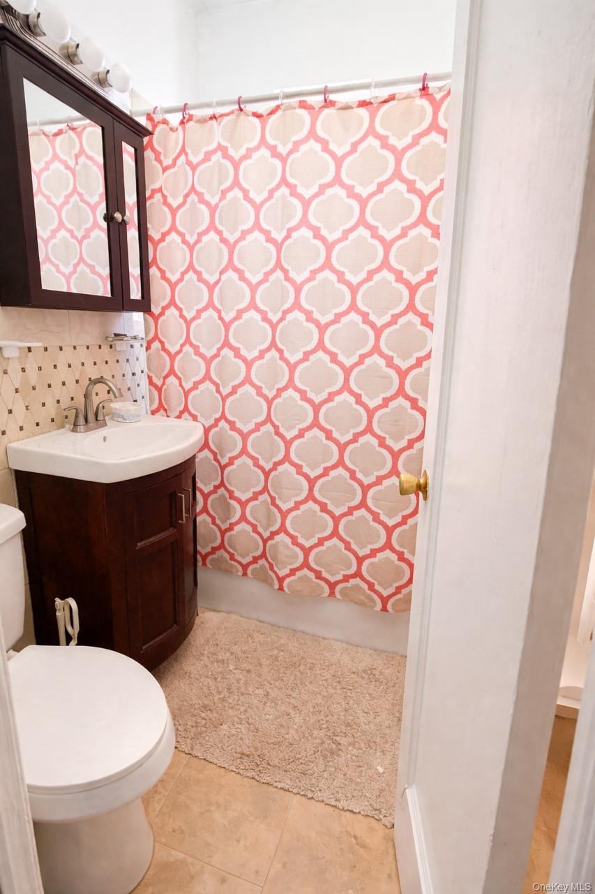 2020 E 41 Street # 6J, Brooklyn, NY 11234