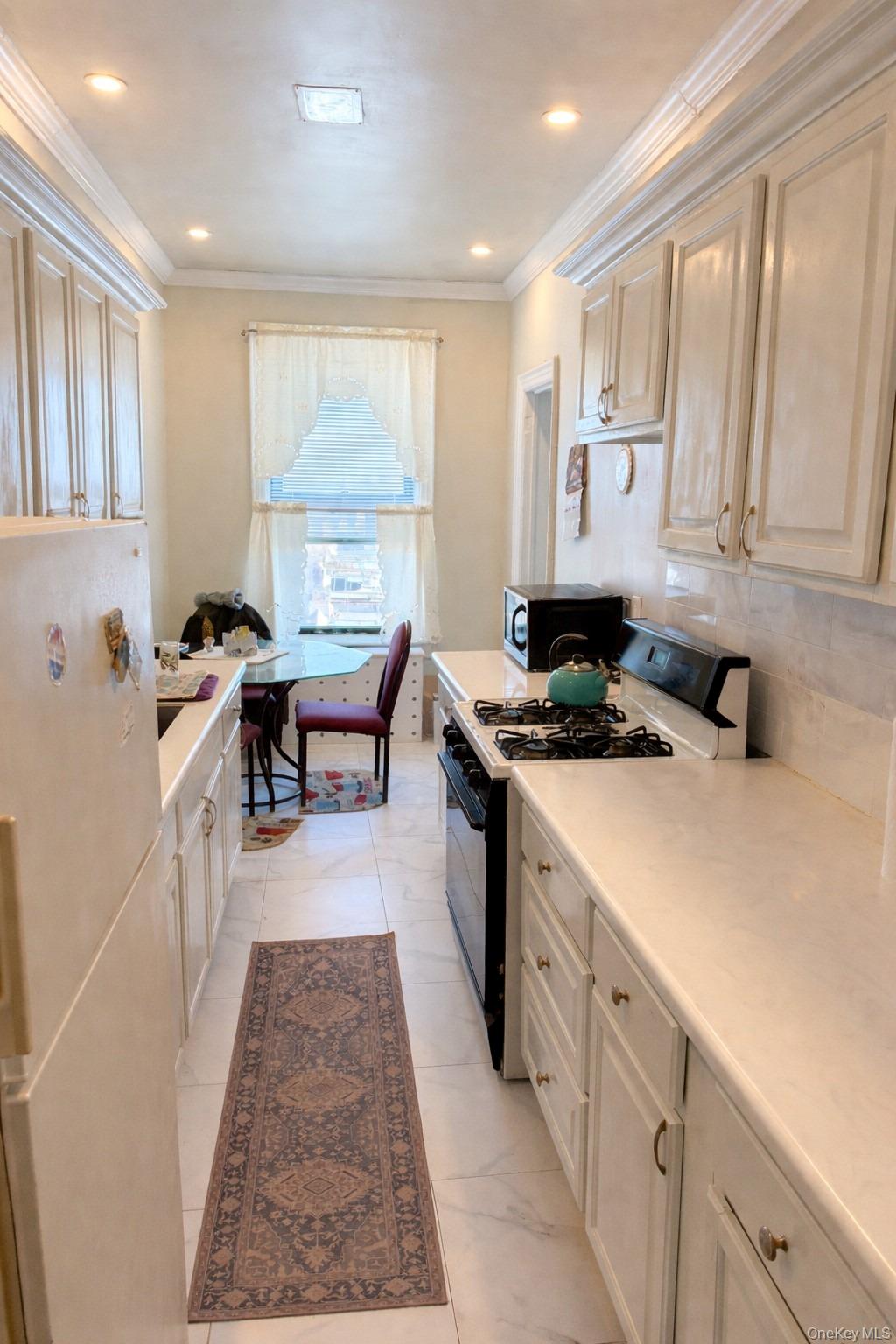 2020 E 41 Street # 6J, Brooklyn, NY 11234