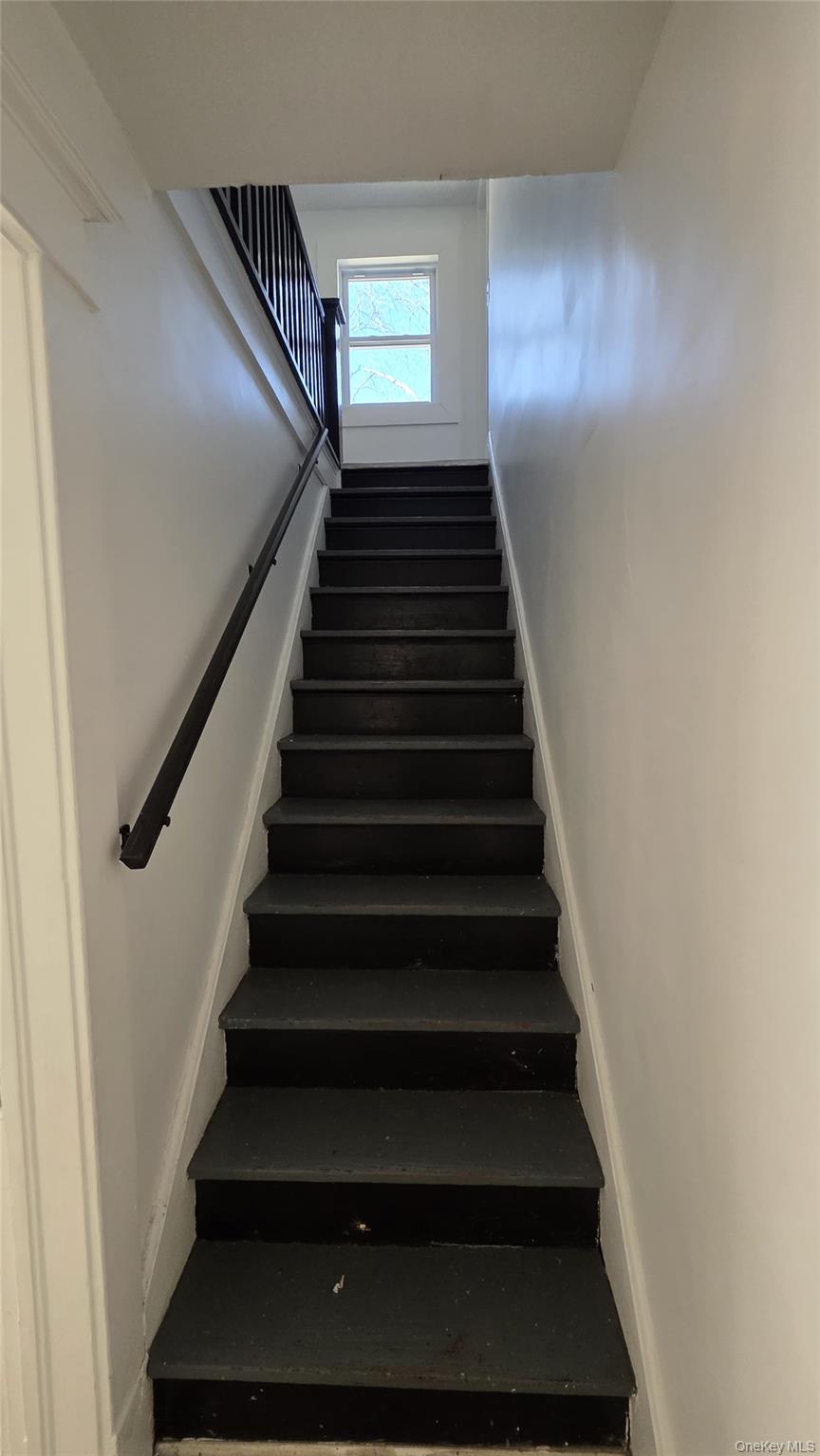 208 Glenmere Road, Chester, NY 10918