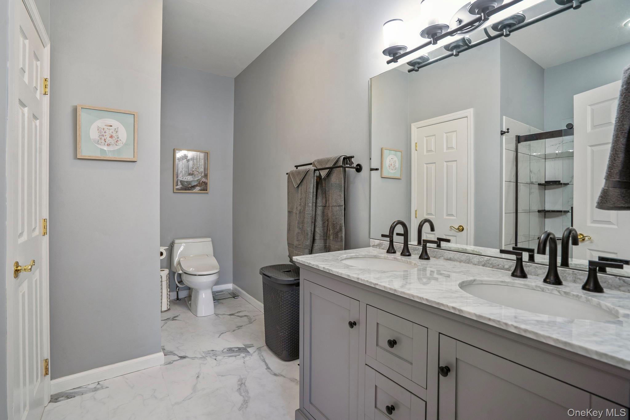 24 Brookville Way, Manorville, NY 11949