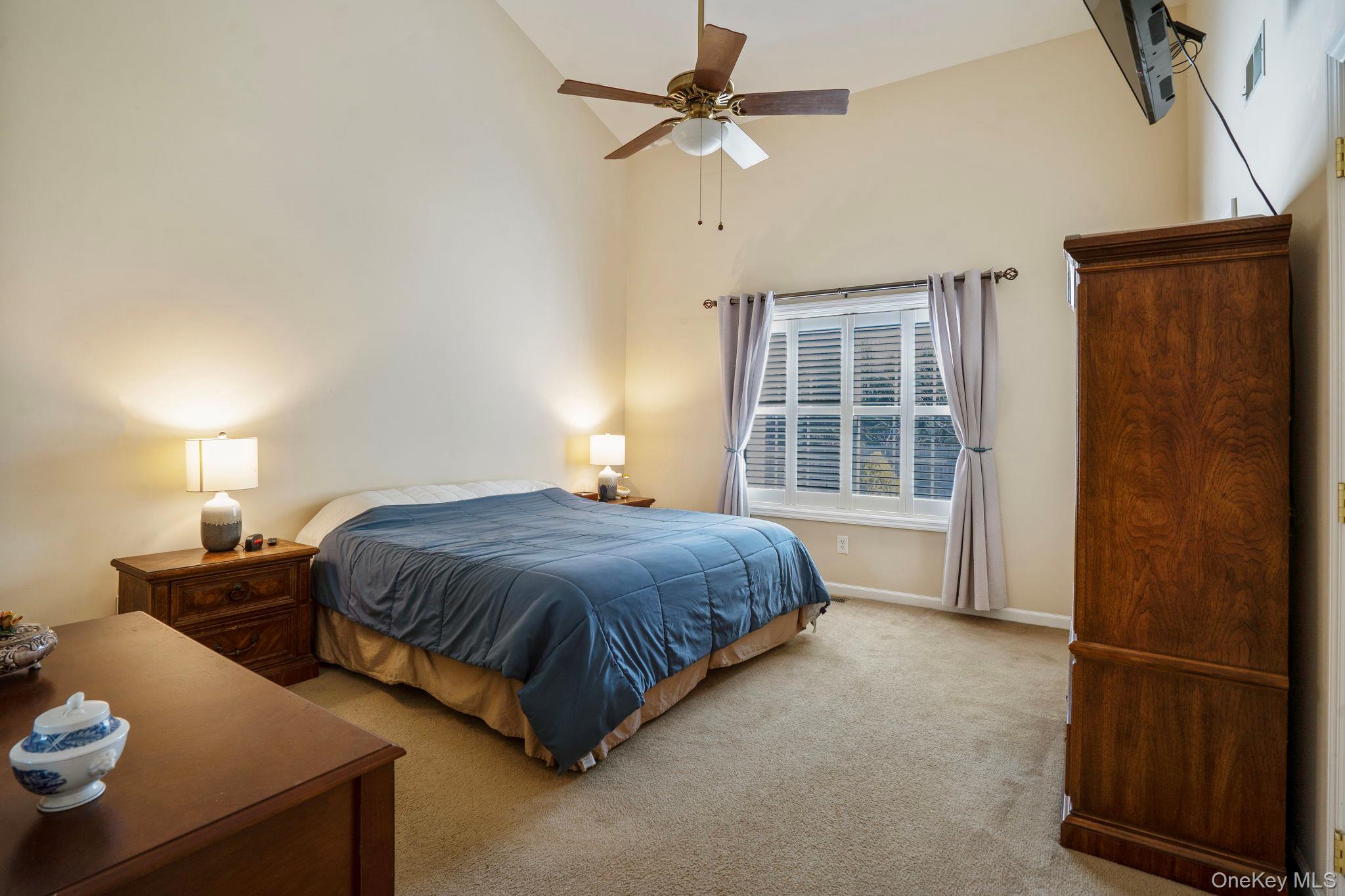 24 Brookville Way, Manorville, NY 11949