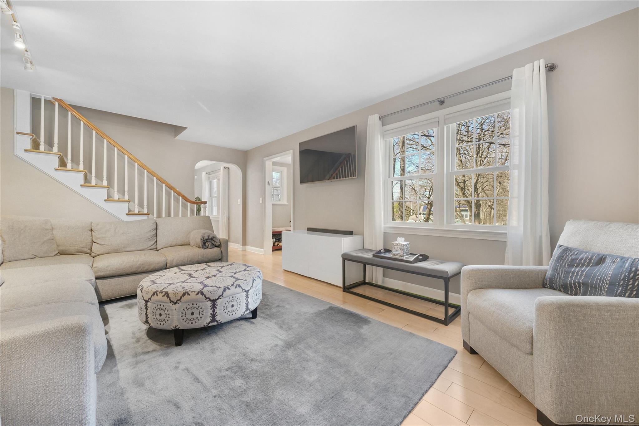 5 Birch Street W, White Plains, NY 10607