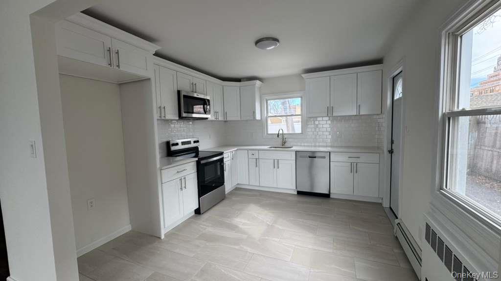 11 State Street, Valley Stream, NY 11580