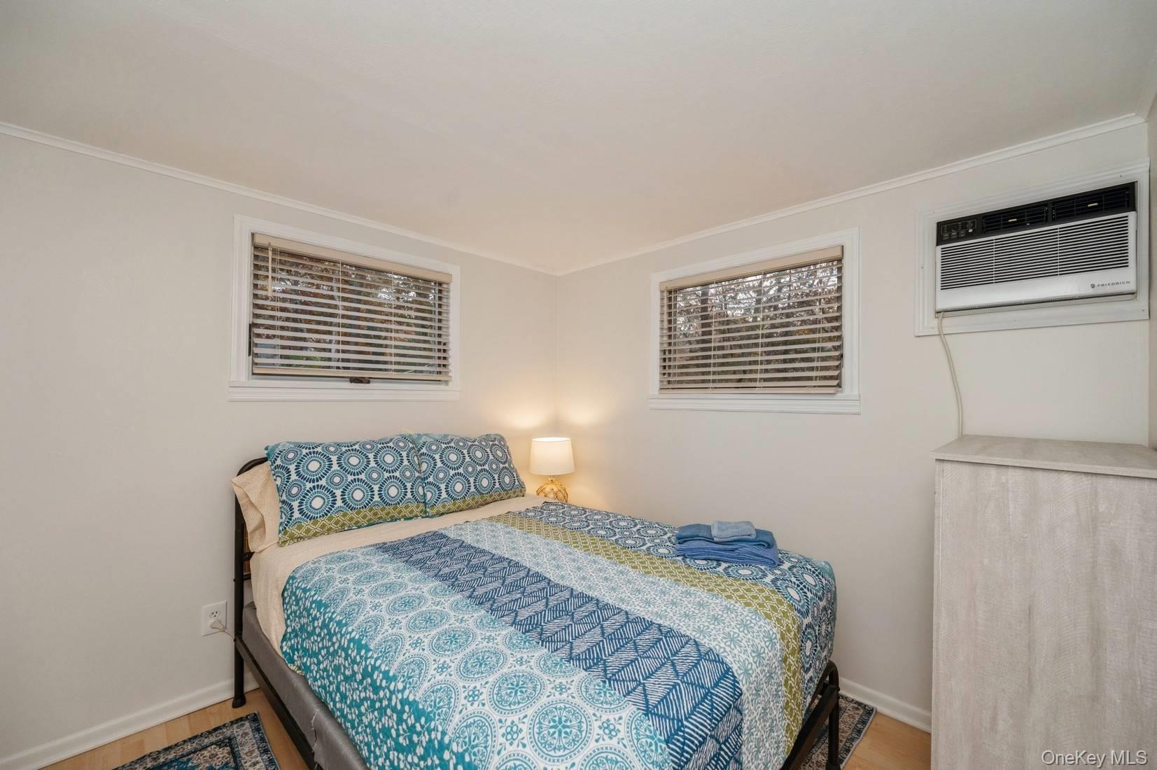 14 E Landing Road, Hampton Bays, NY 11946