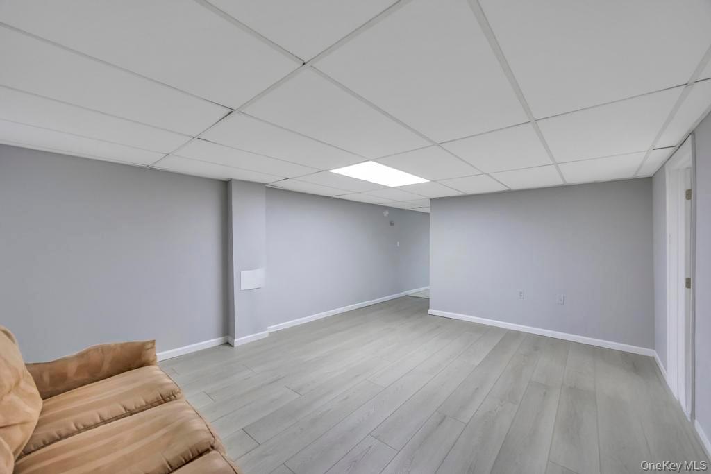 30 Andover Lane, Hicksville, NY 11801