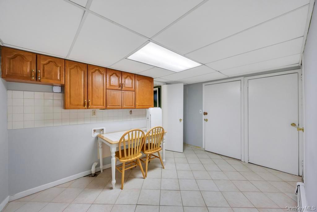 30 Andover Lane, Hicksville, NY 11801