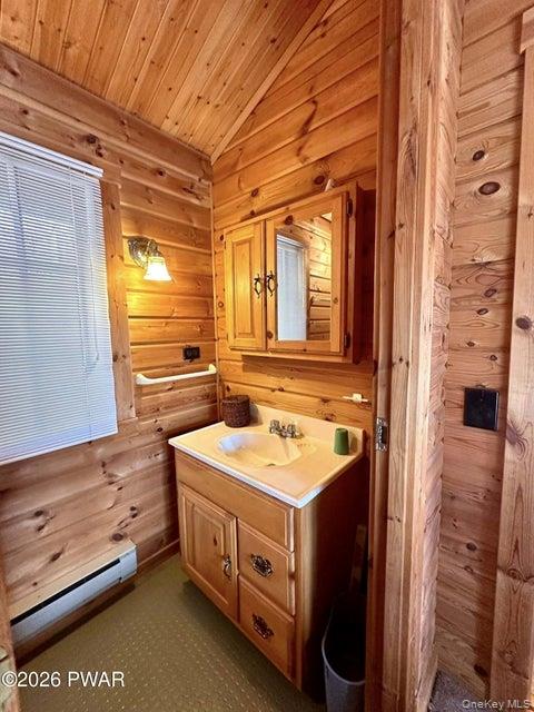 130 Canterbrook Drive, Call Listing Agent, PA 18428