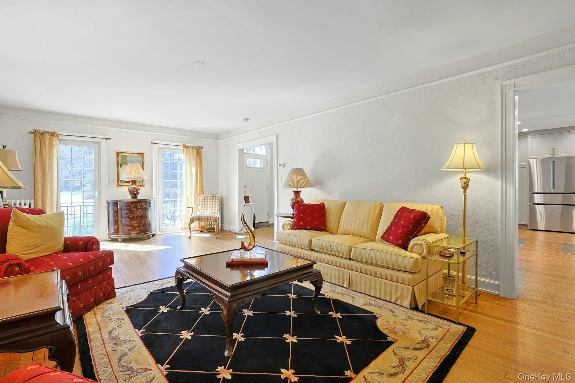 81 Oxford Road, New Rochelle, NY 10804