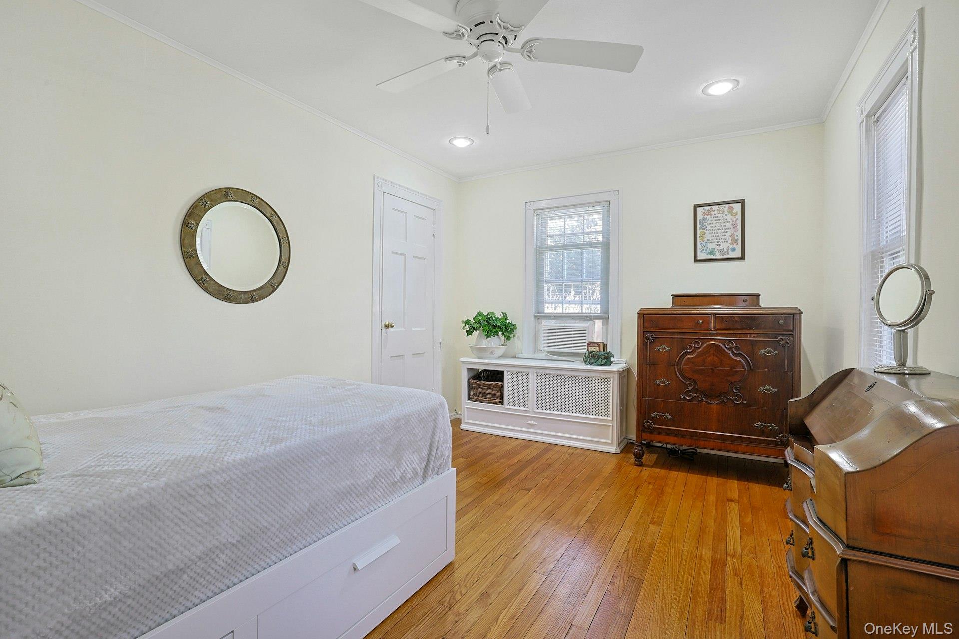 81 Oxford Road, New Rochelle, NY 10804