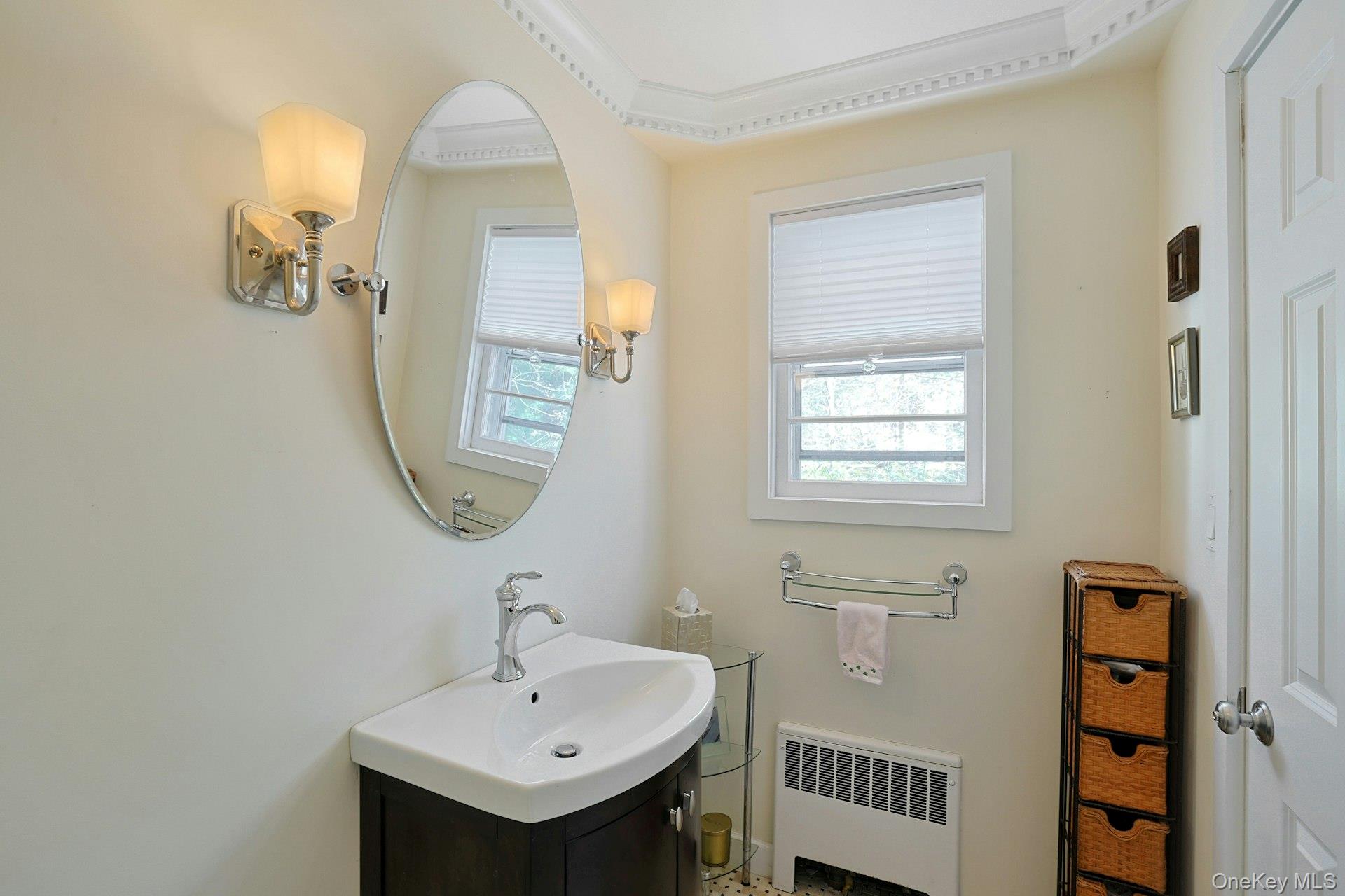 81 Oxford Road, New Rochelle, NY 10804