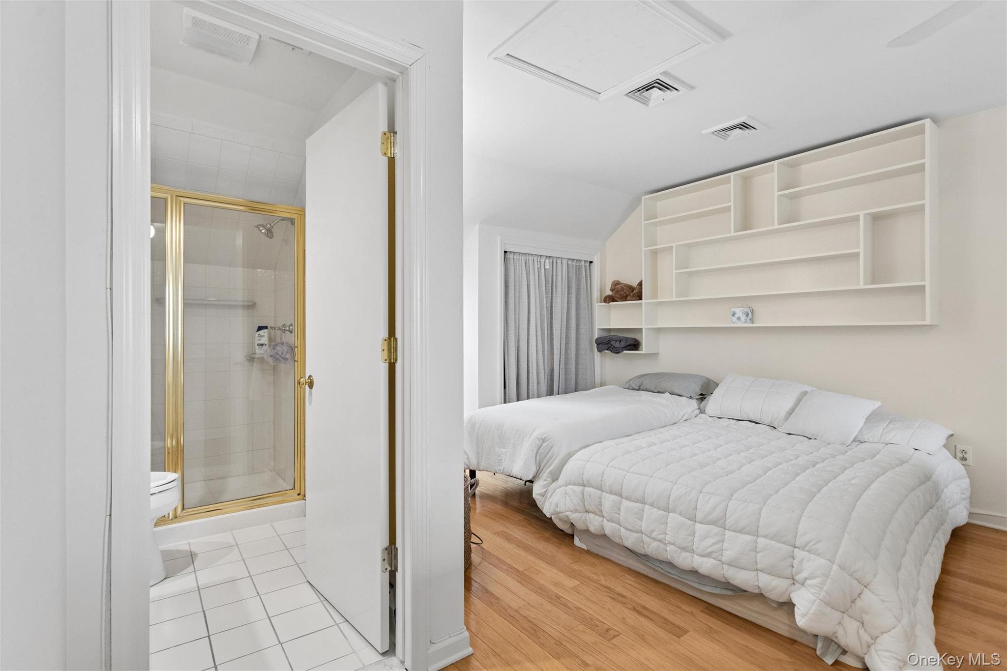 806 Eagle Bay Drive, Ossining, NY 10562