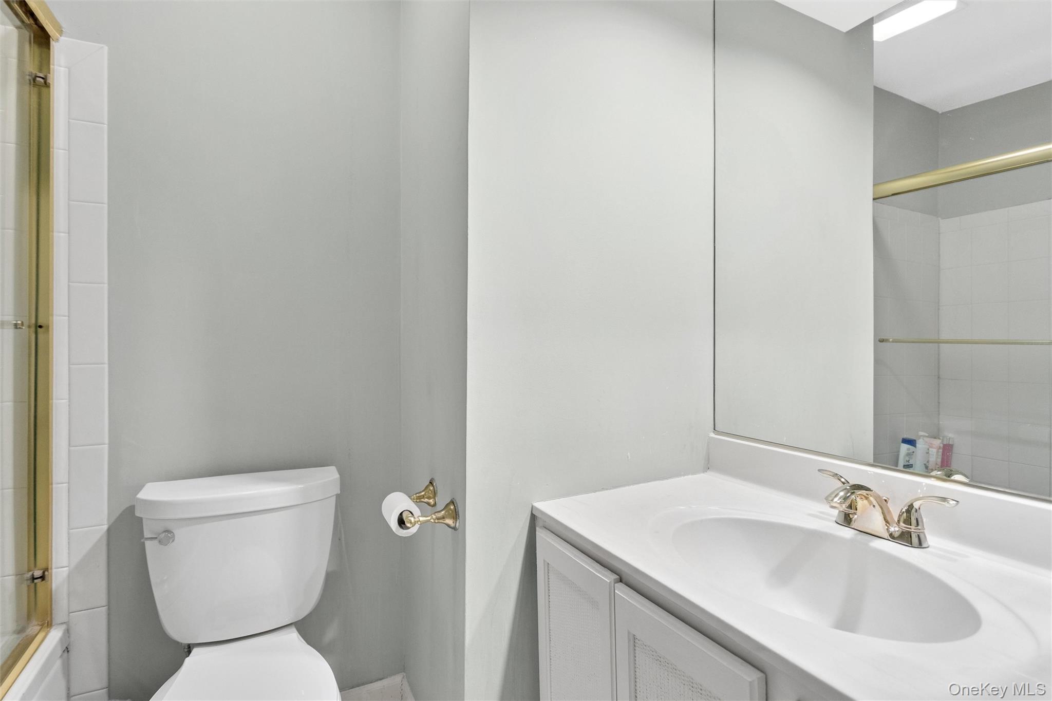 806 Eagle Bay Drive, Ossining, NY 10562