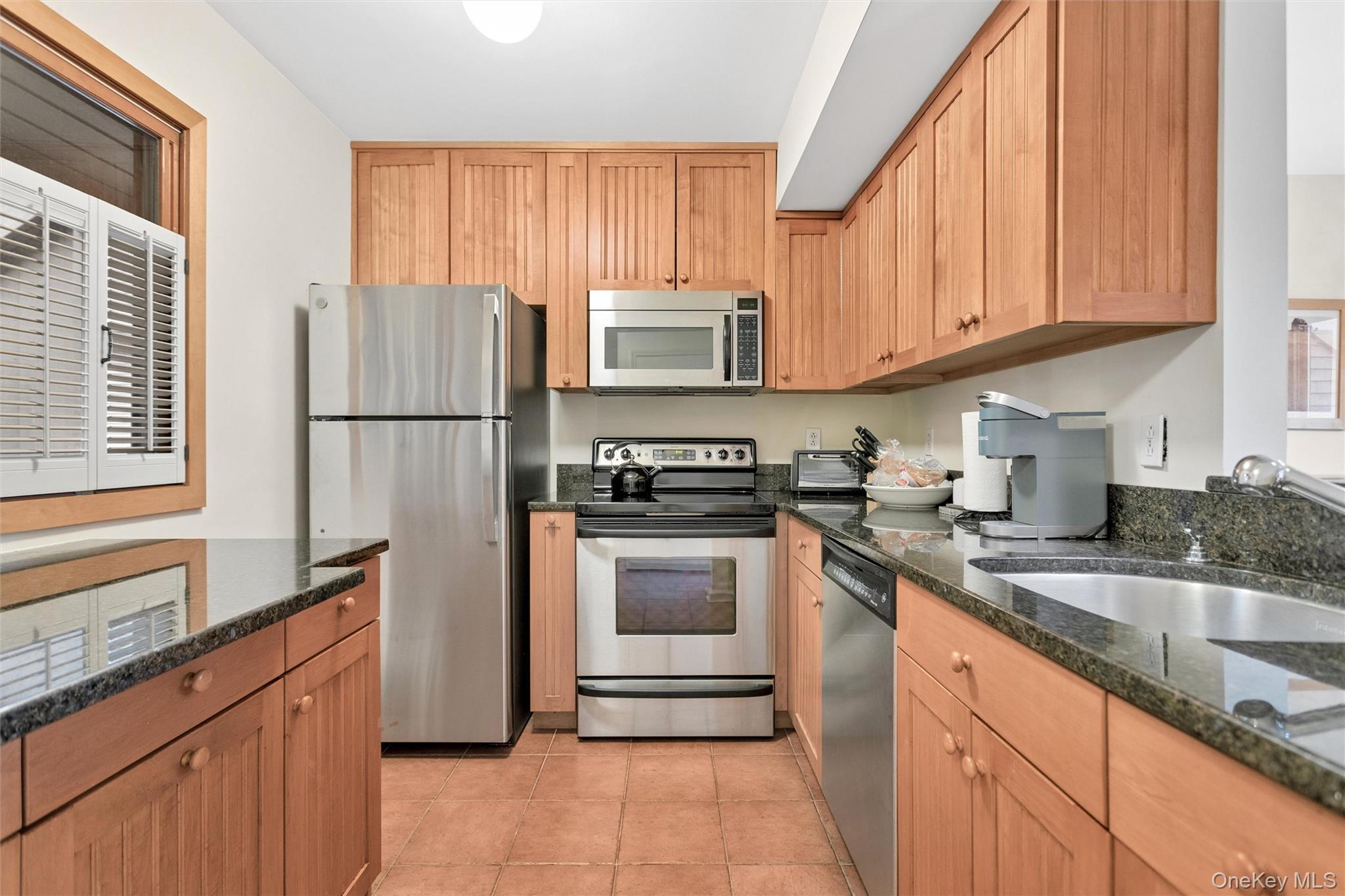 806 Eagle Bay Drive, Ossining, NY 10562