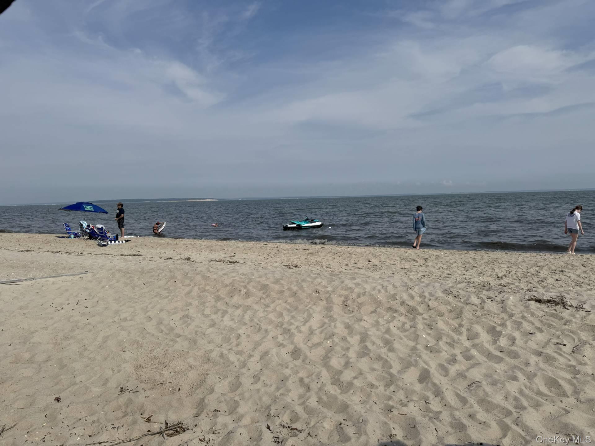 315 Old Salt Road, Mattituck, NY 11952