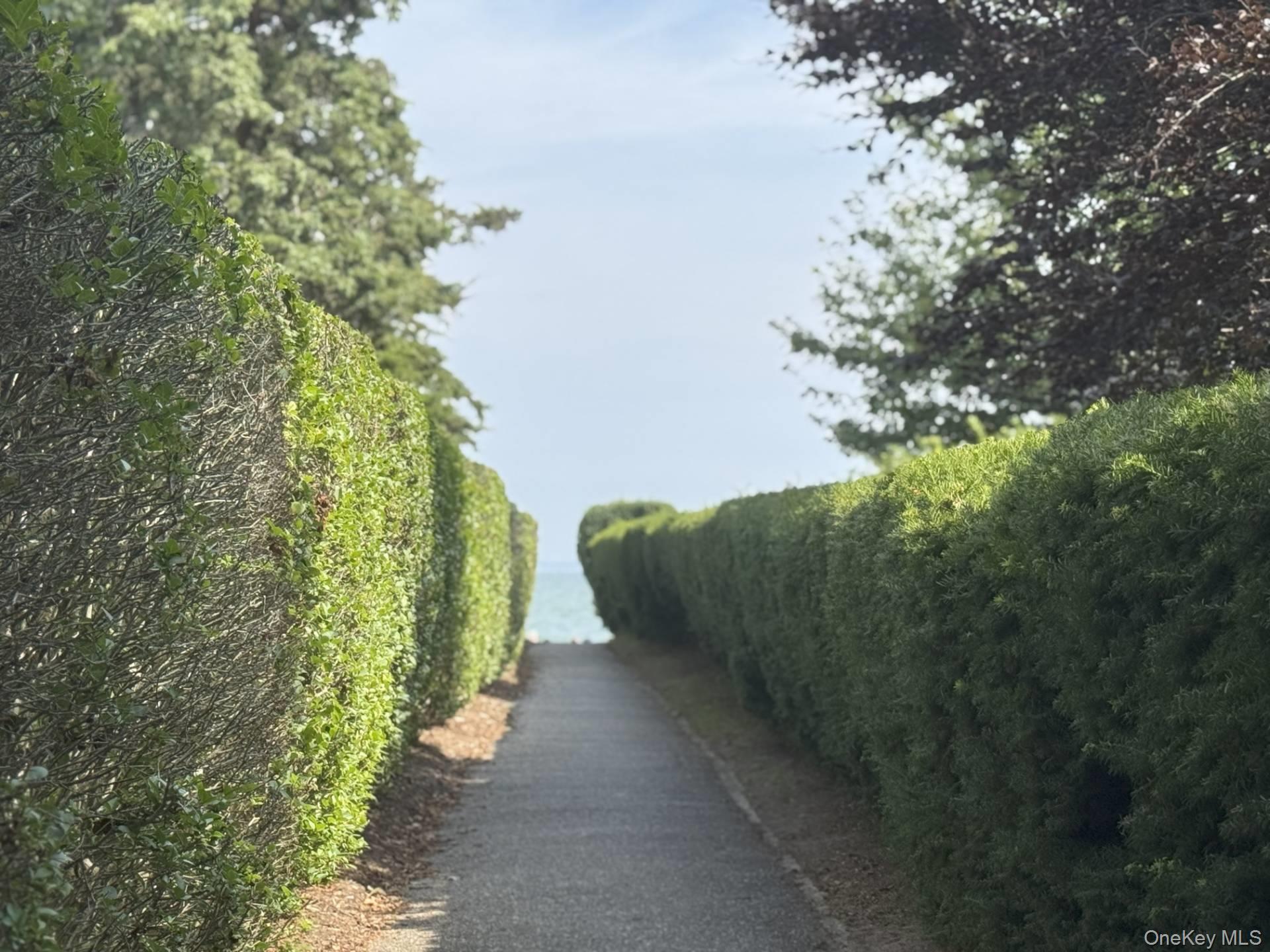 315 Old Salt Road, Mattituck, NY 11952