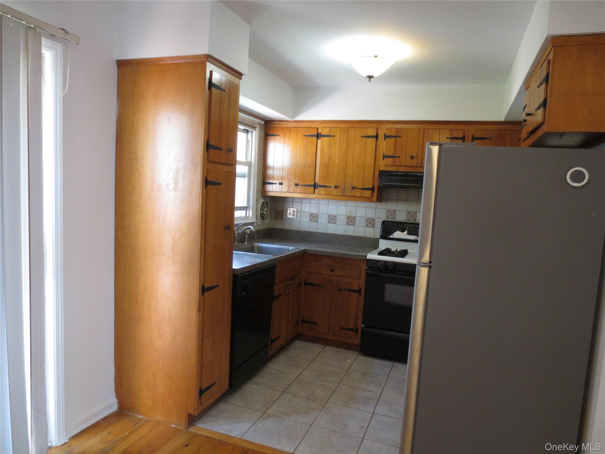 4 Oxford Court # 8007, Suffern, NY 10901