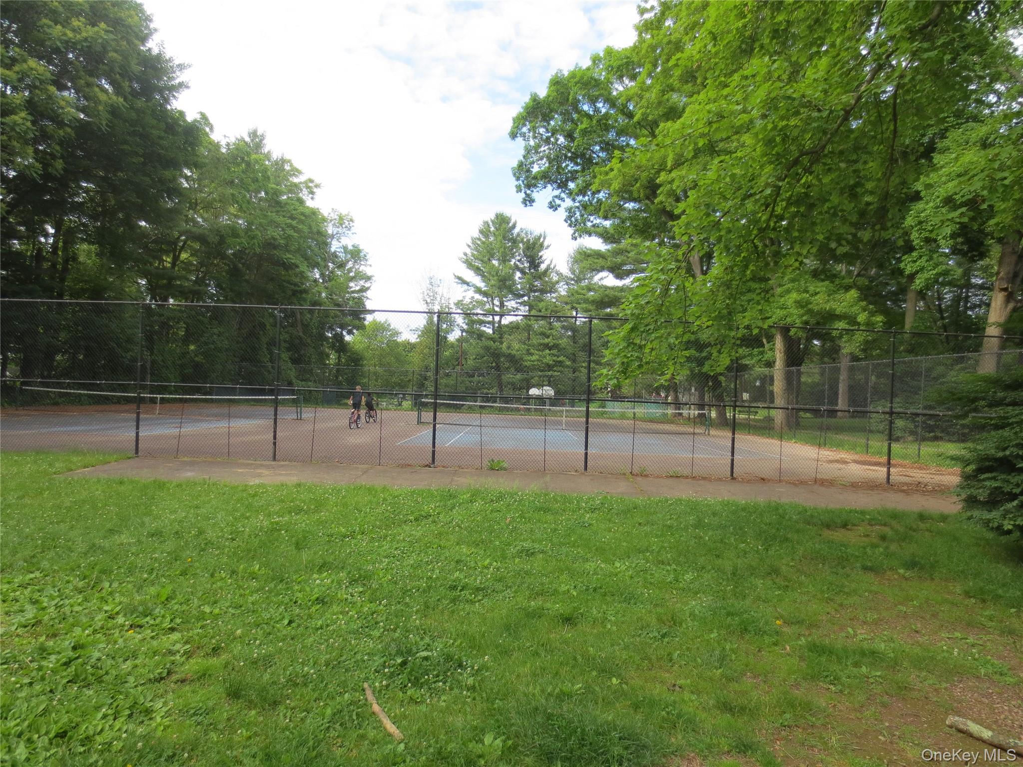 4 Oxford Court # 8007, Suffern, NY 10901