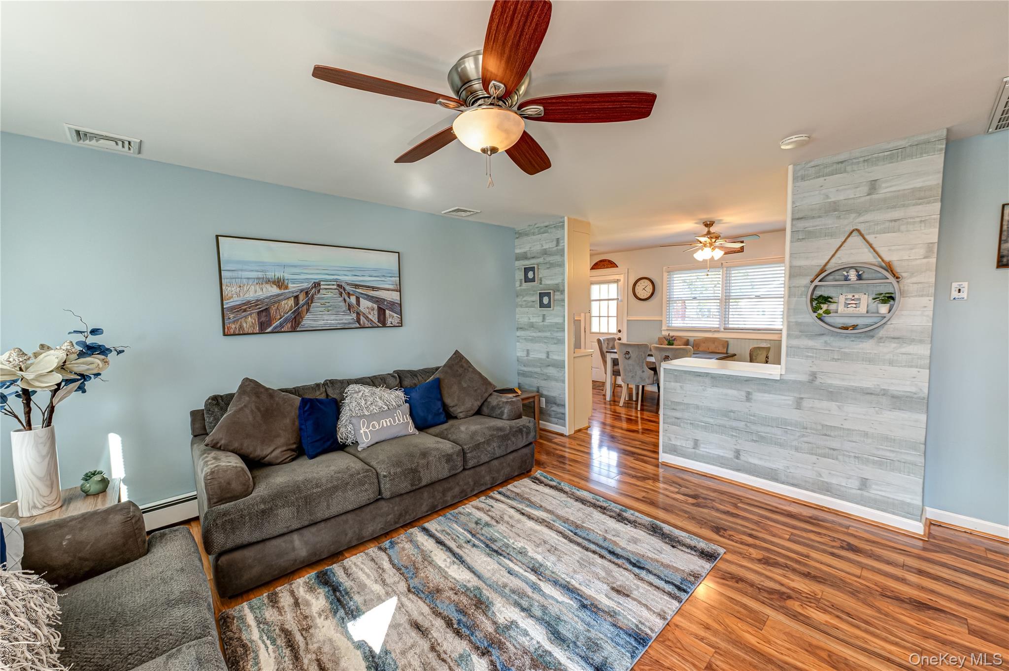 869 Udall Road, West Islip, NY 11795