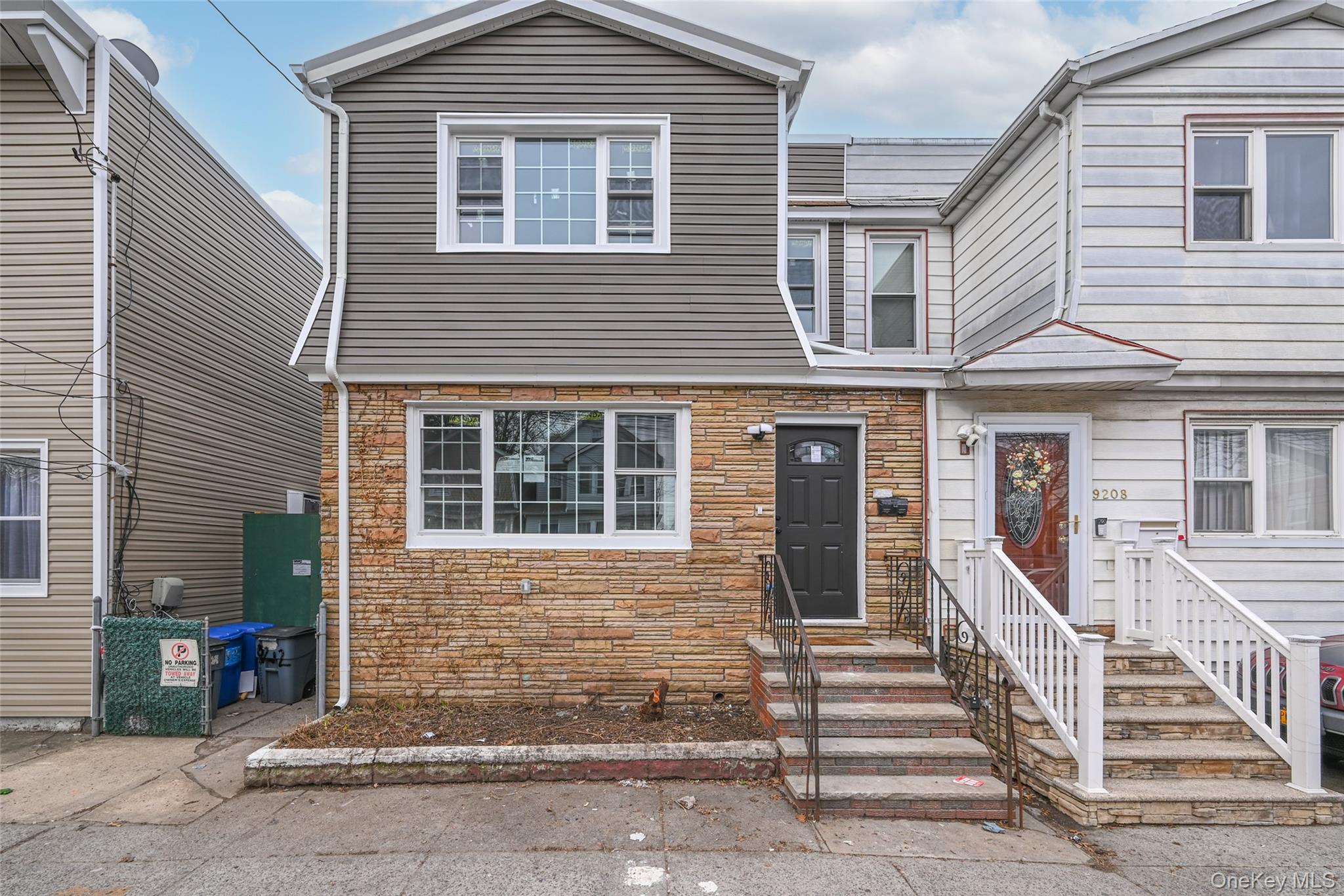 9210 104th Street, Richmond Hill, NY 11418