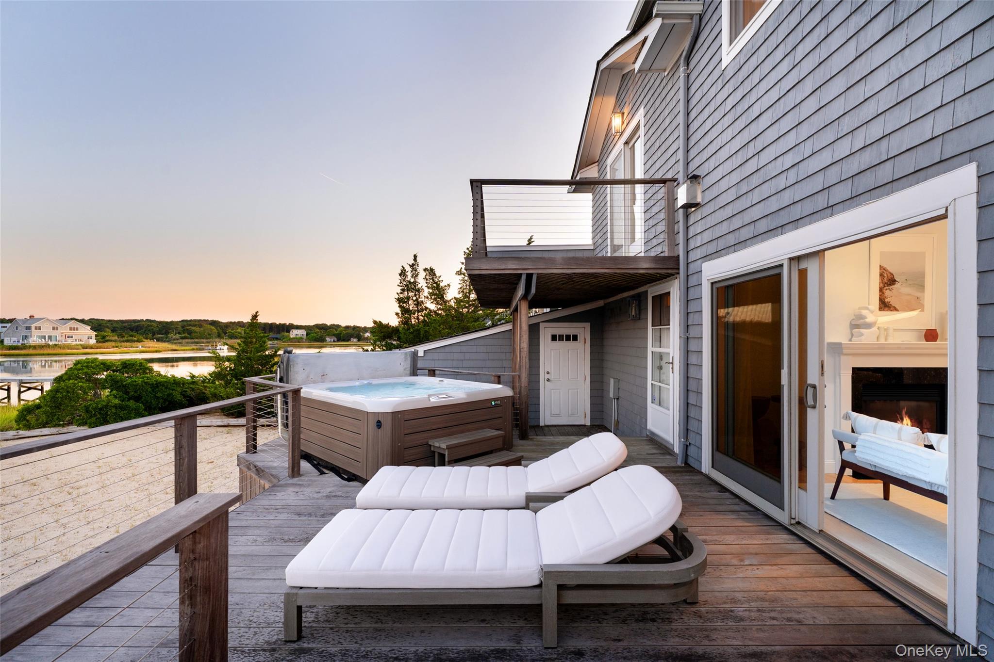 8 Landsend Lane, Southampton, NY 11968