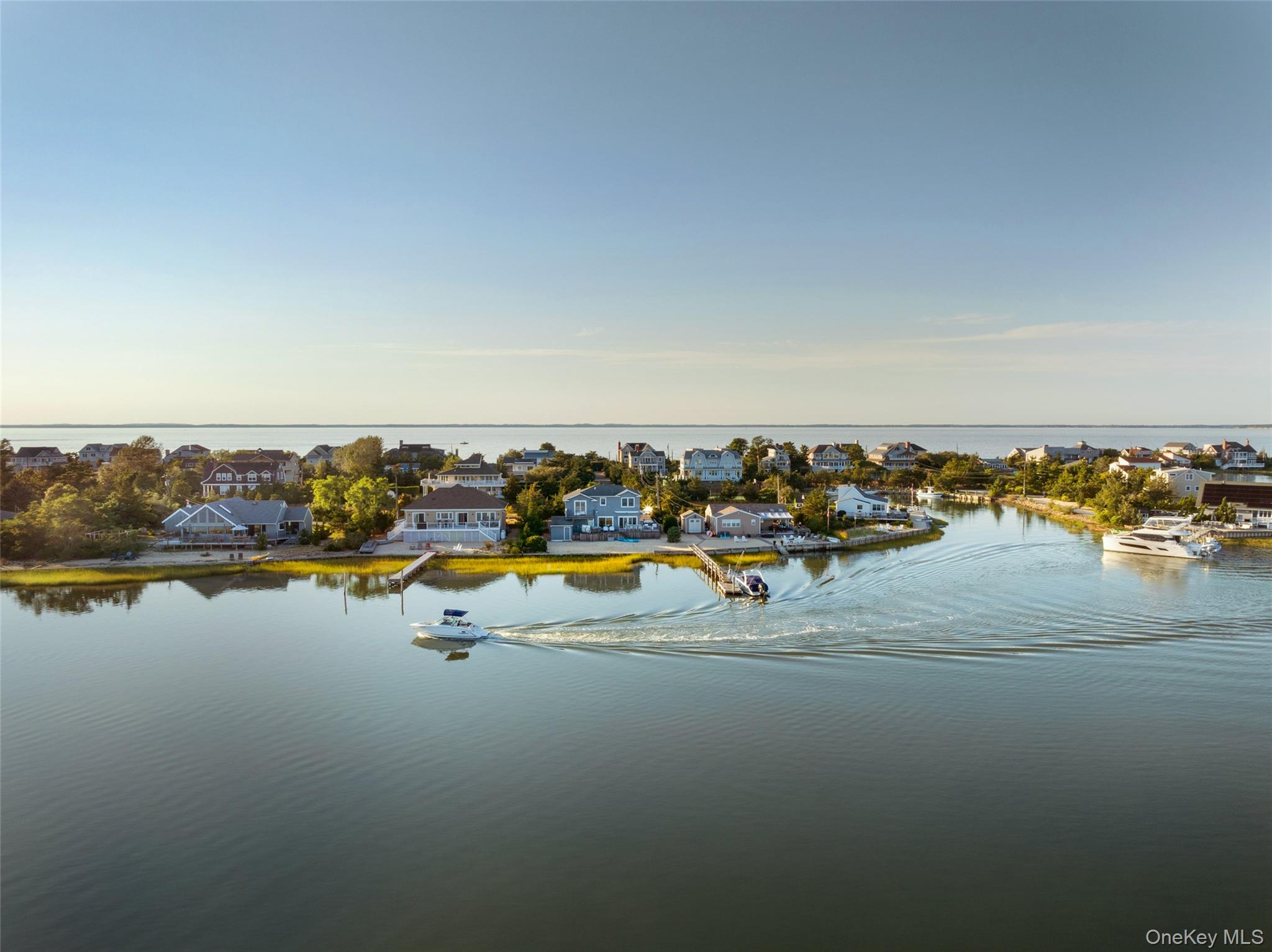 8 Landsend Lane, Southampton, NY 11968