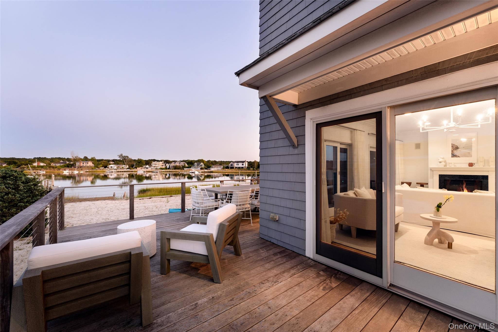 8 Landsend Lane, Southampton, NY 11968