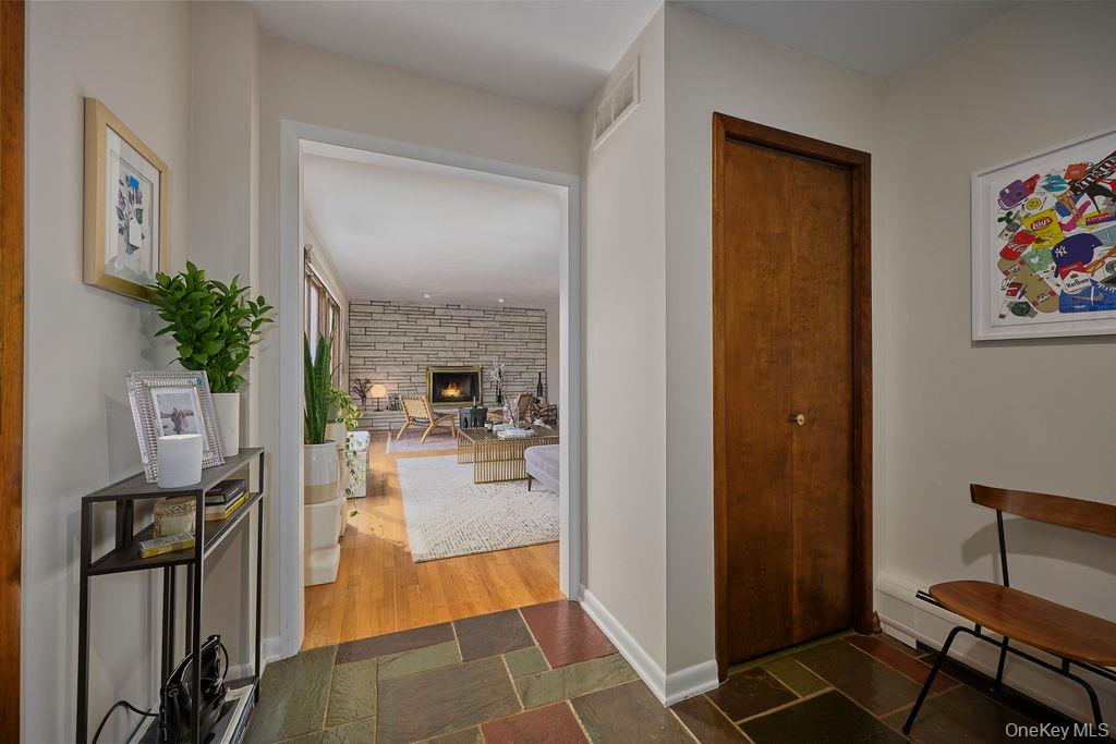 42 Thornwood Drive, Poughkeepsie, NY 12603