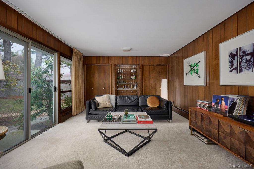 42 Thornwood Drive, Poughkeepsie, NY 12603