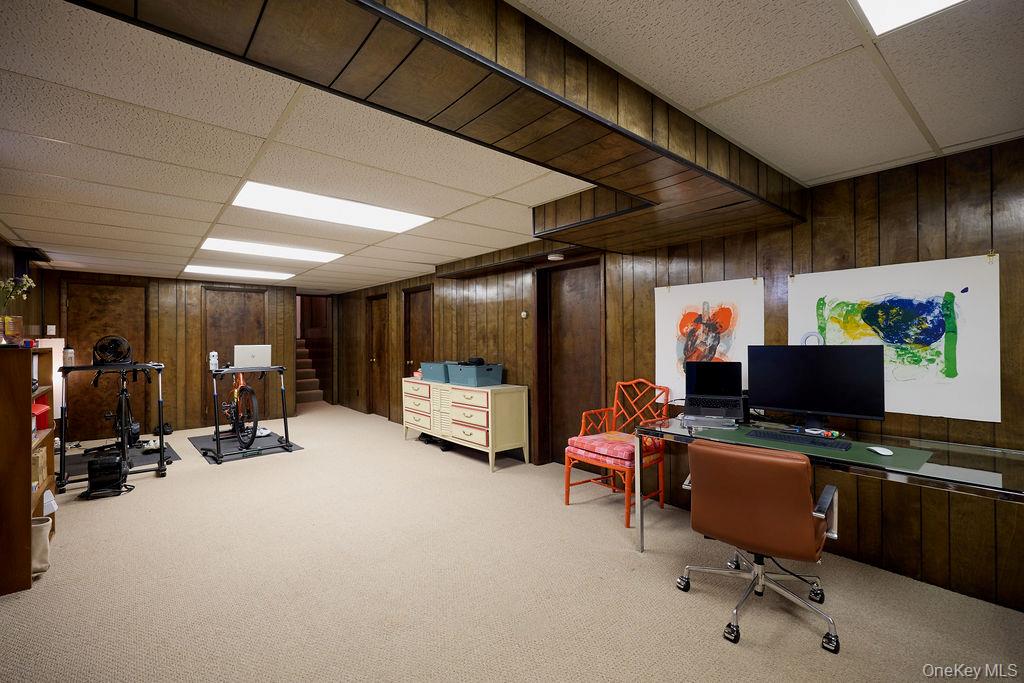 42 Thornwood Drive, Poughkeepsie, NY 12603