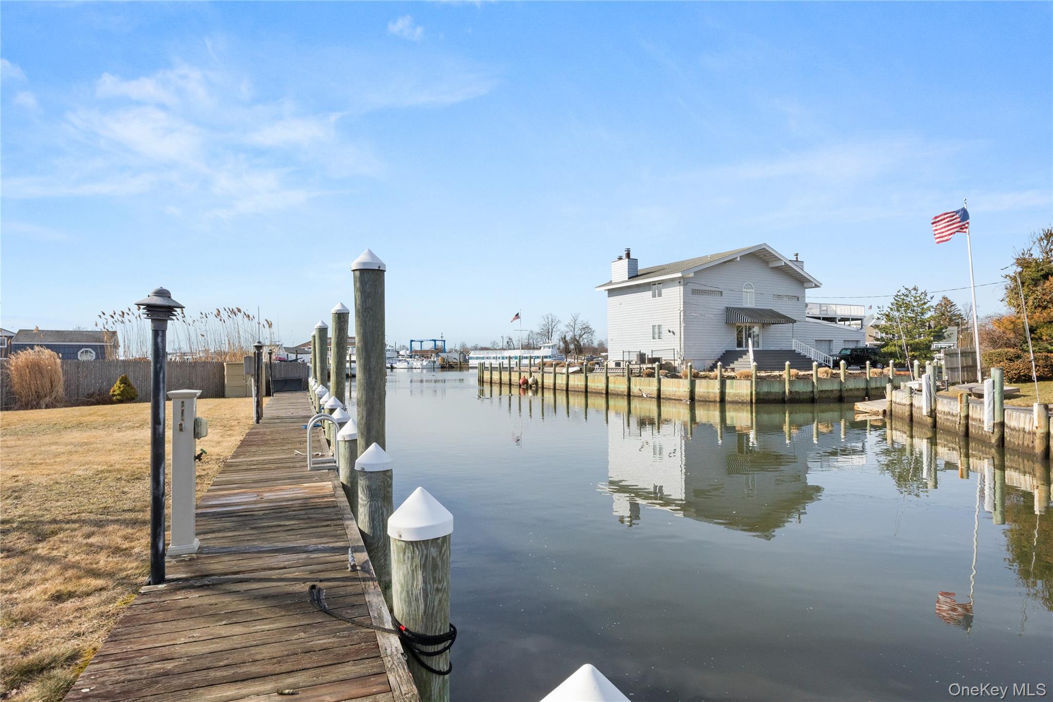 7 Montgomery Lane, Bay Shore, NY 11706