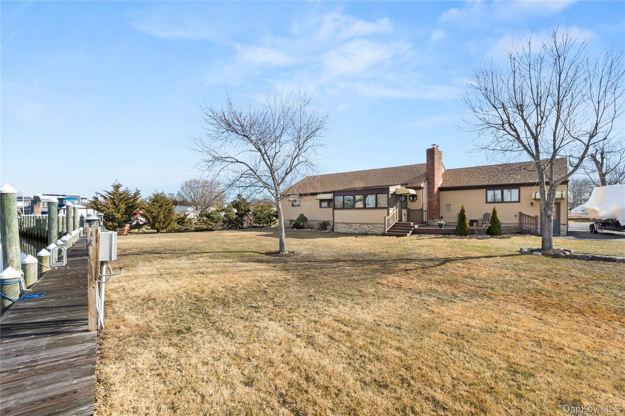 7 Montgomery Lane, Bay Shore, NY 11706