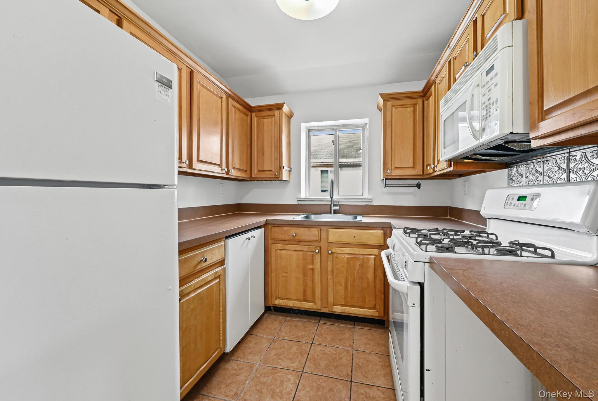 93-29 91st Avenue, Woodhaven, NY 11421