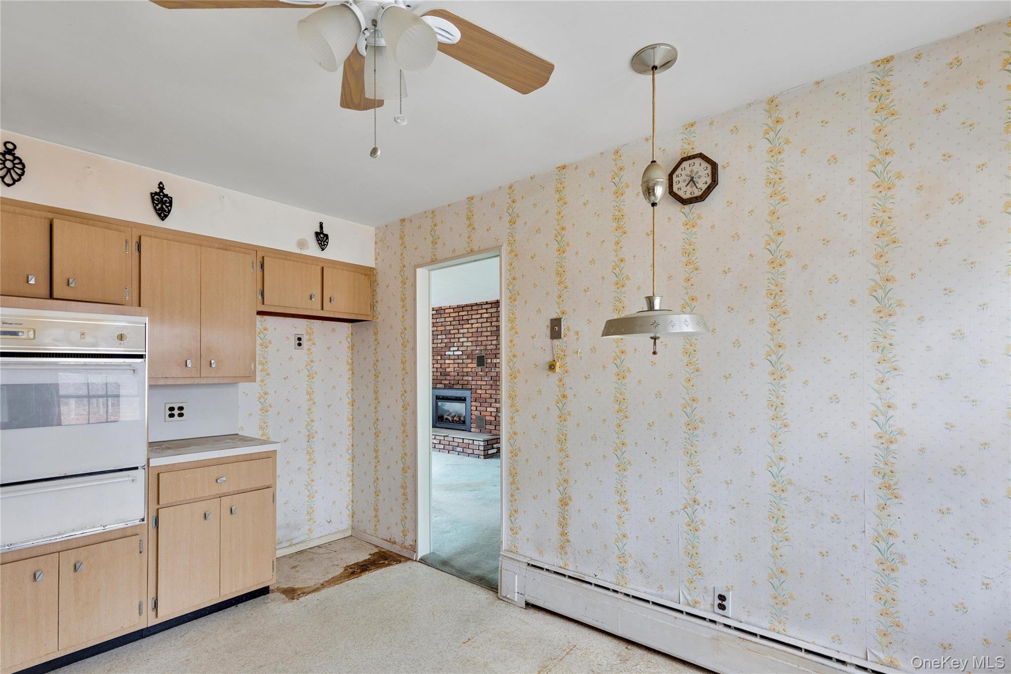 4 E Rampasture Road, Hampton Bays, NY 11946