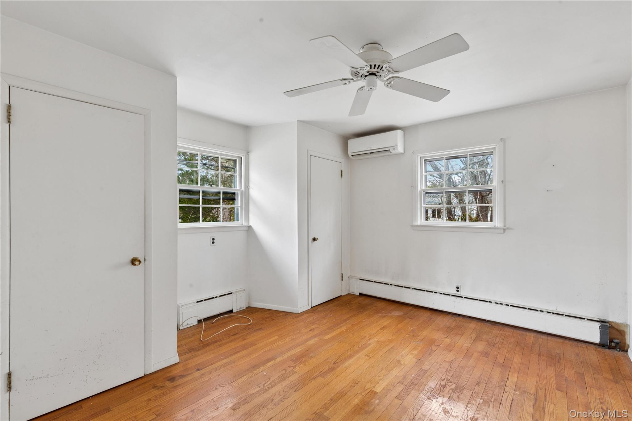 4 E Rampasture Road, Hampton Bays, NY 11946