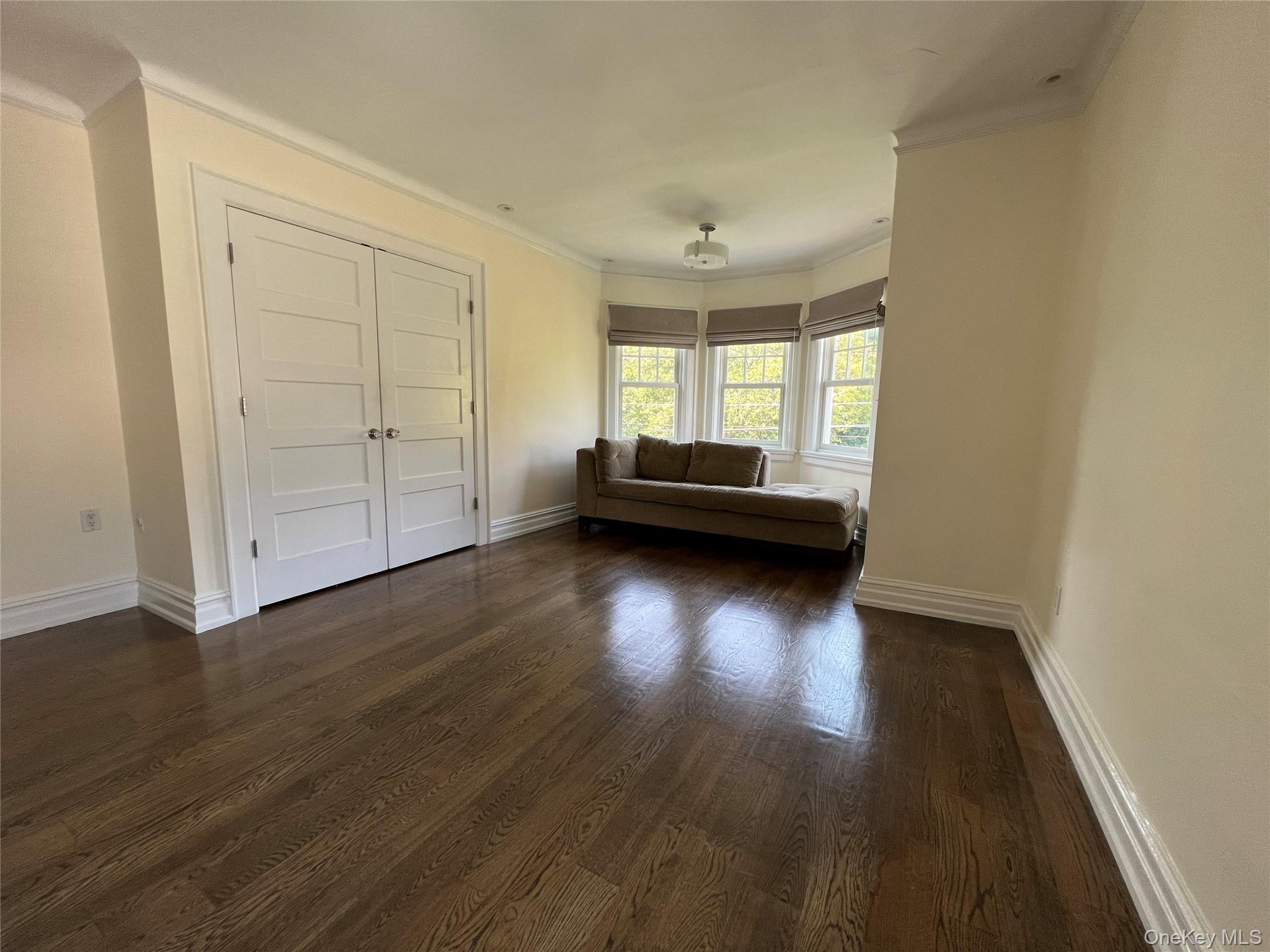 36 Midland Street, Cold Spring Harbor, NY 11724