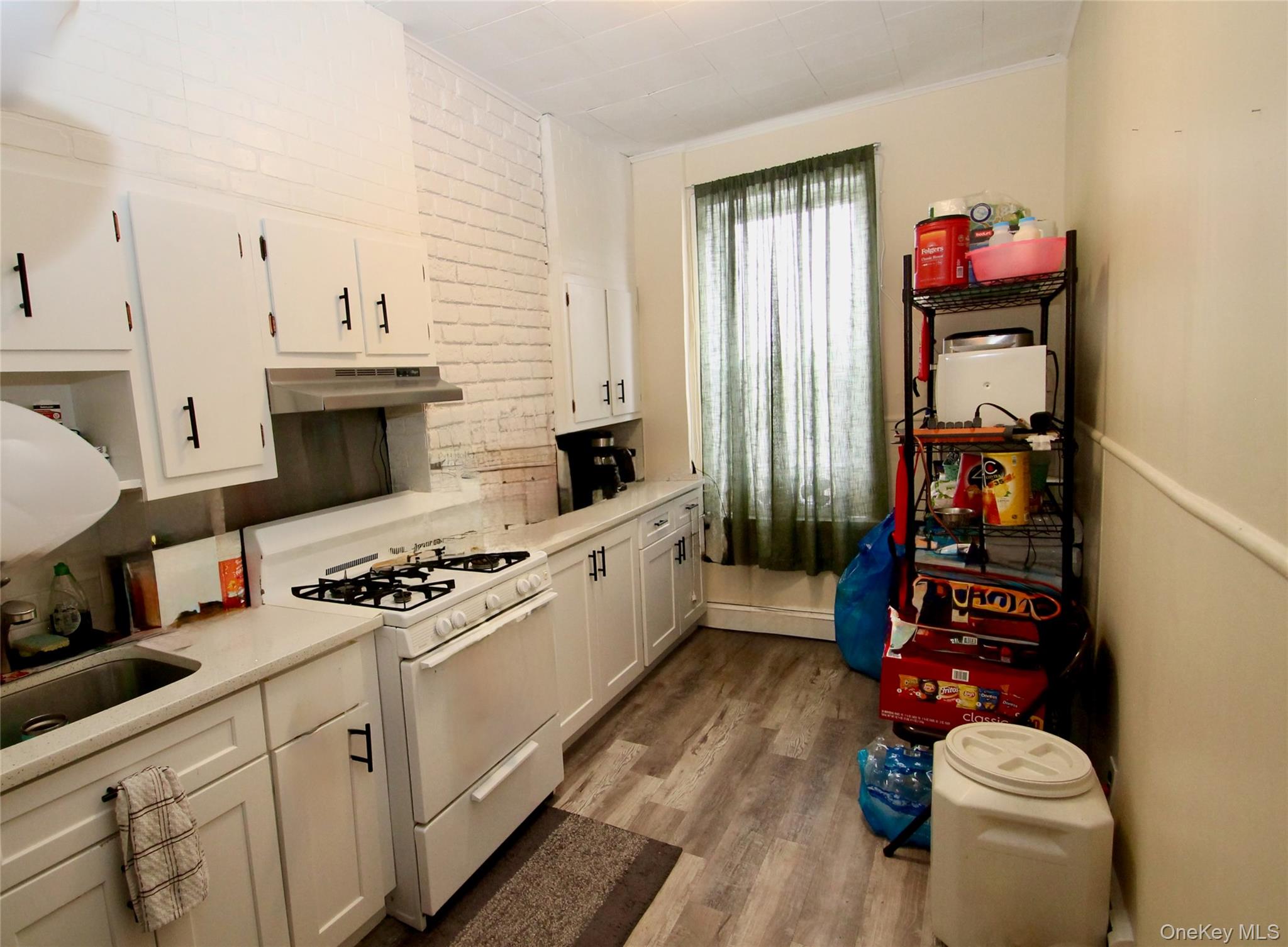 6622 79th Place, Middle Village, NY 11379