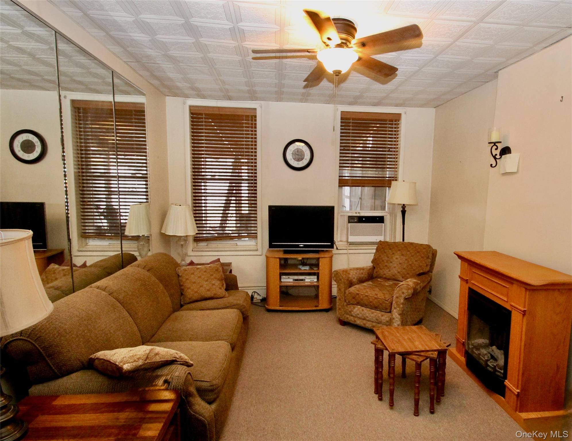 6622 79th Place, Middle Village, NY 11379