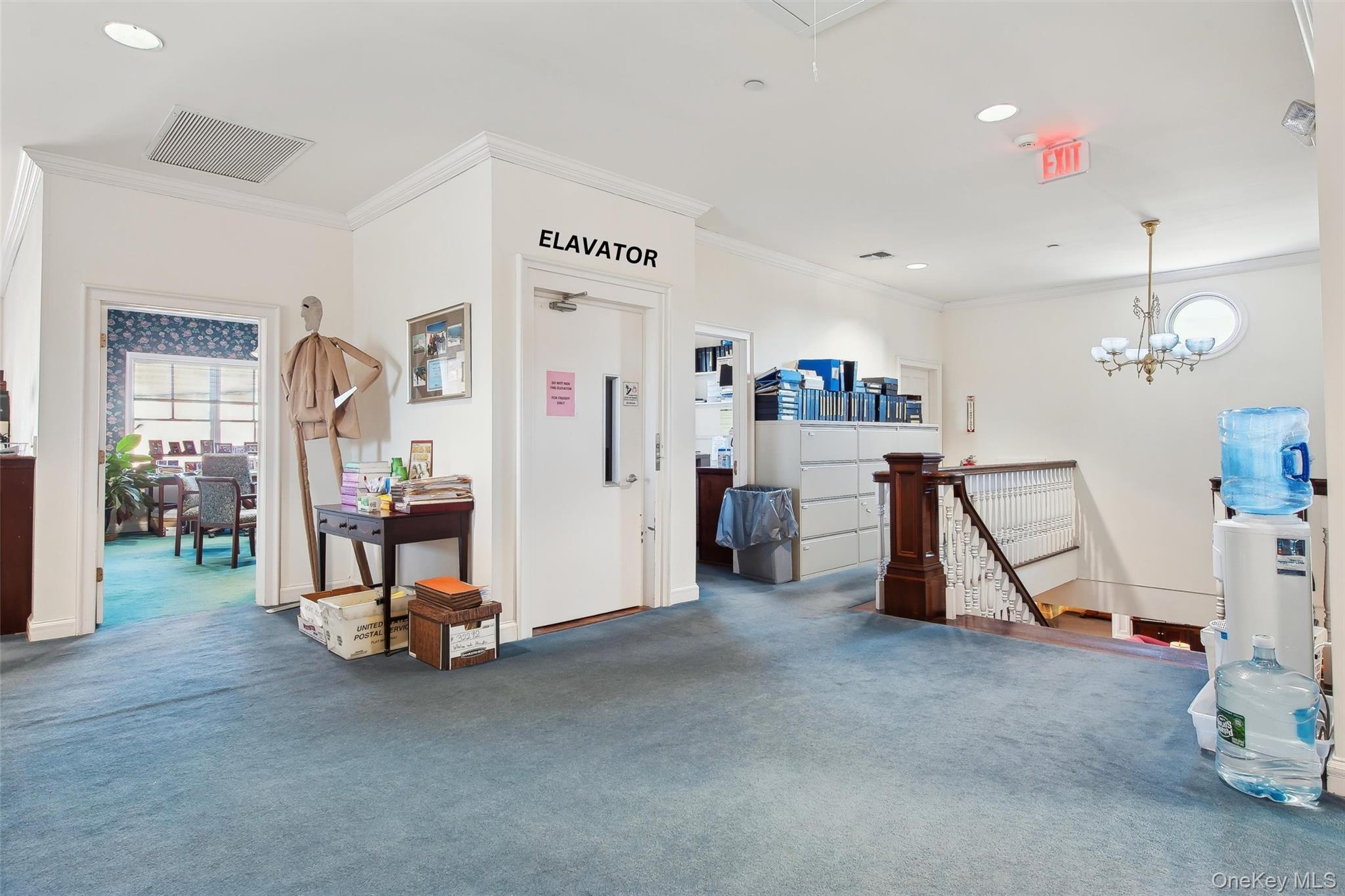 33 W 2nd Street, Riverhead, NY 11901