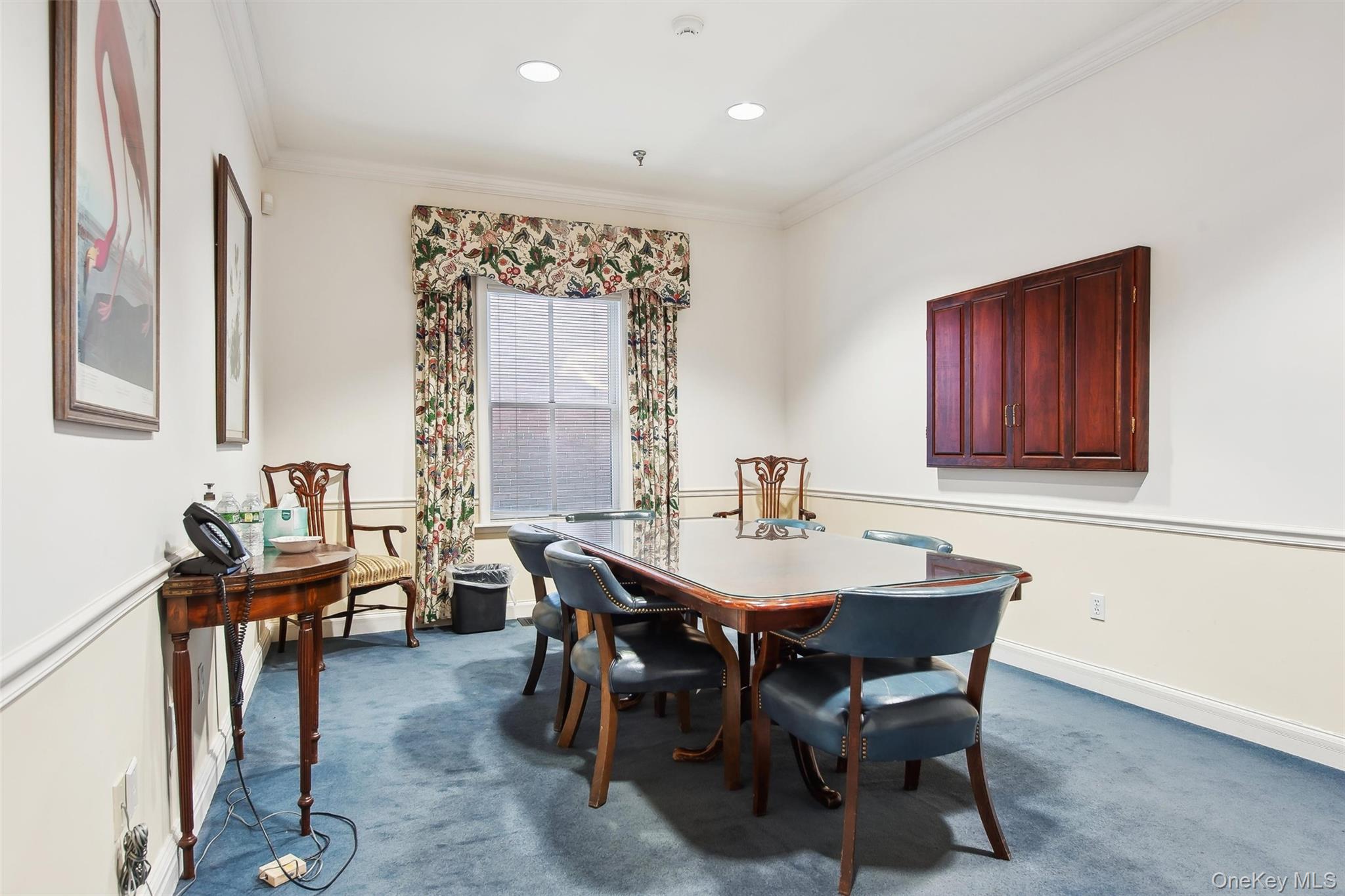 33 W 2nd Street, Riverhead, NY 11901