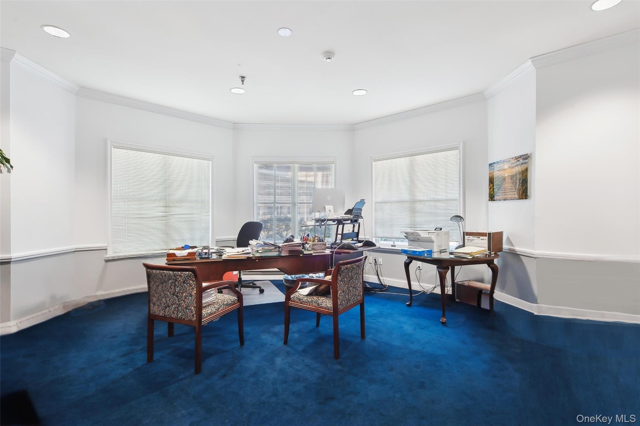 33 W 2nd Street, Riverhead, NY 11901