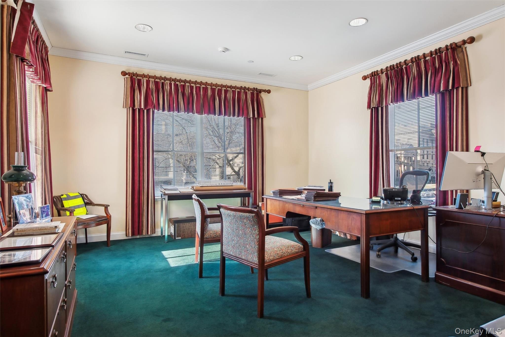 33 W 2nd Street, Riverhead, NY 11901