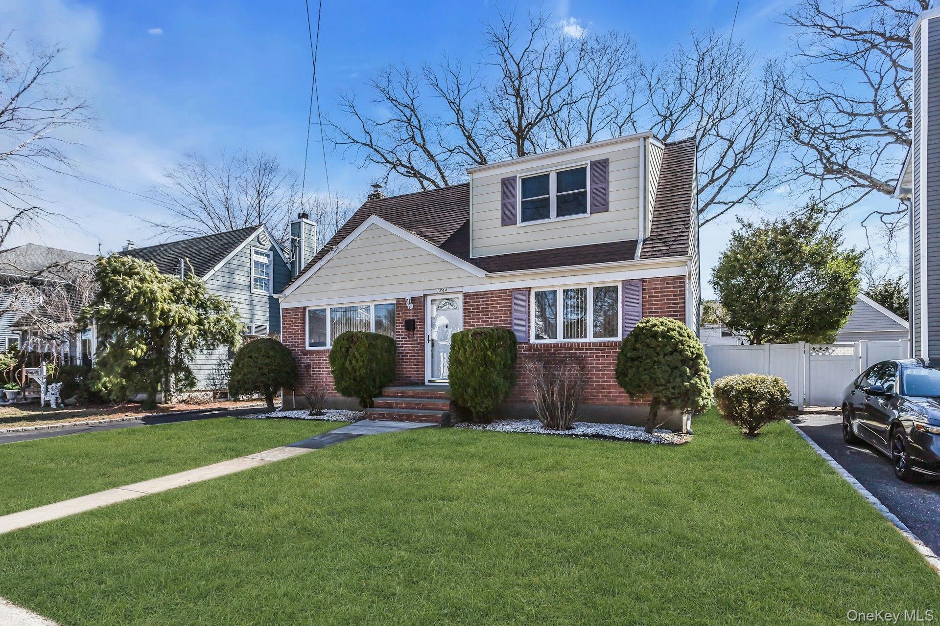 1844 Old Mill Road, Merrick, NY 11566