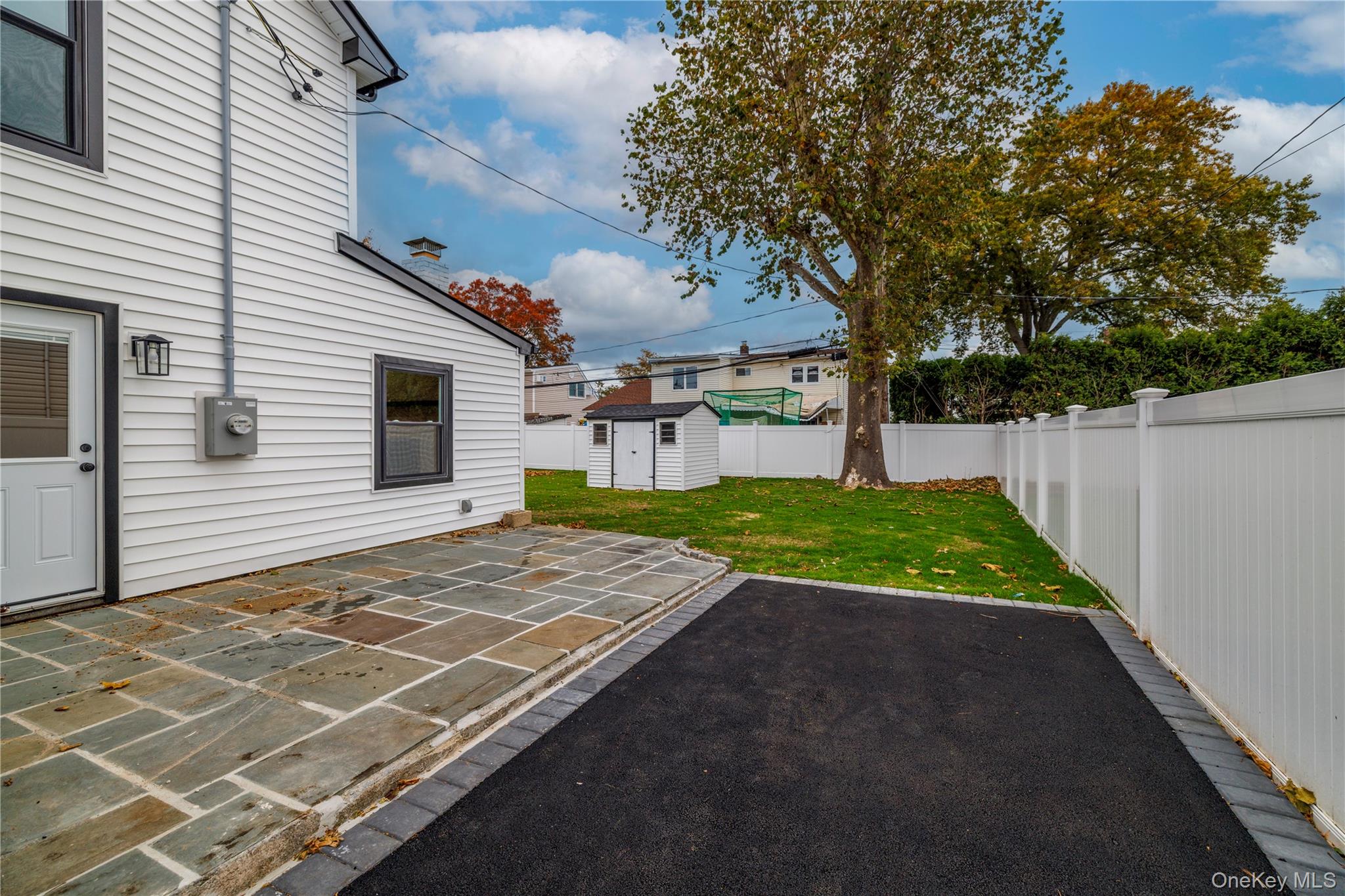 38 Heather Lane, Levittown, NY 11756